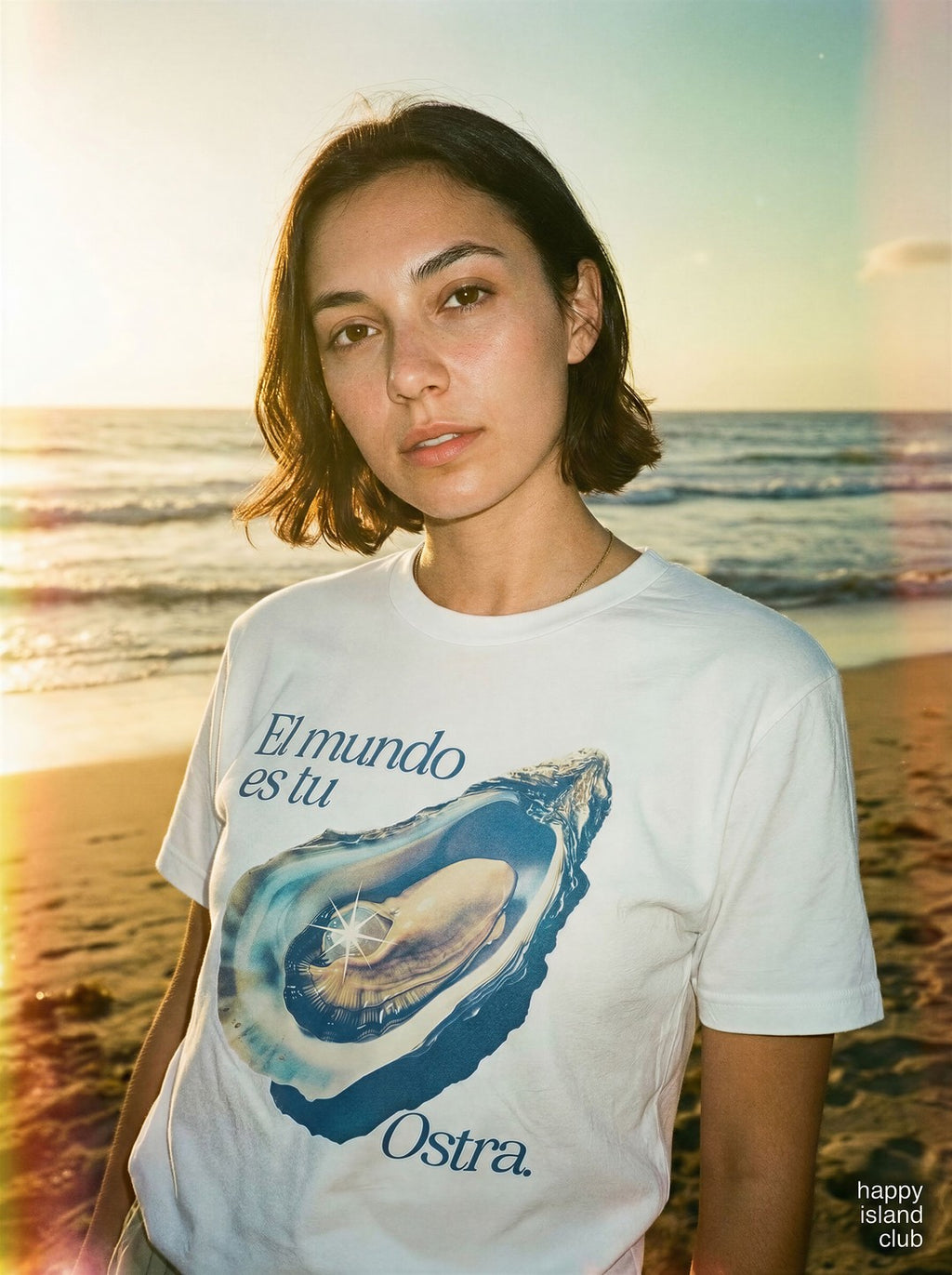 El mundo es tu Ostra - mockup_NTBiNThiNGMtYjQzZC00YTE5LTljNTAtZGNmNDhkYmVlMTk4_rosa_hero_20251123_120413_upscaled.jpg
