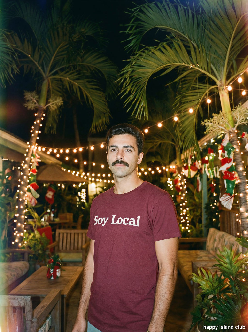 Soy Local - mockup_NWYwYjU5ODctMWE3Yi00YjZlLWEzYmQtMjdjNGM5ZjdiZTg2_sami_hero_20251123_140253_upscaled.jpg