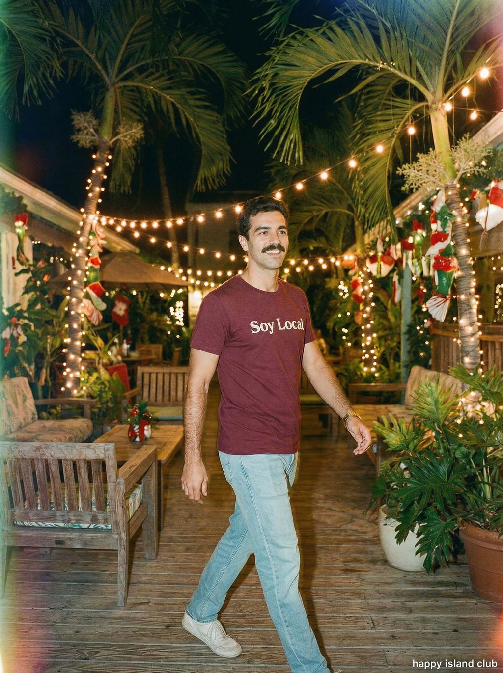 Soy Local - mockup_NWYwYjU5ODctMWE3Yi00YjZlLWEzYmQtMjdjNGM5ZjdiZTg2_sami_dynamic_20251123_140253_upscaled.jpg