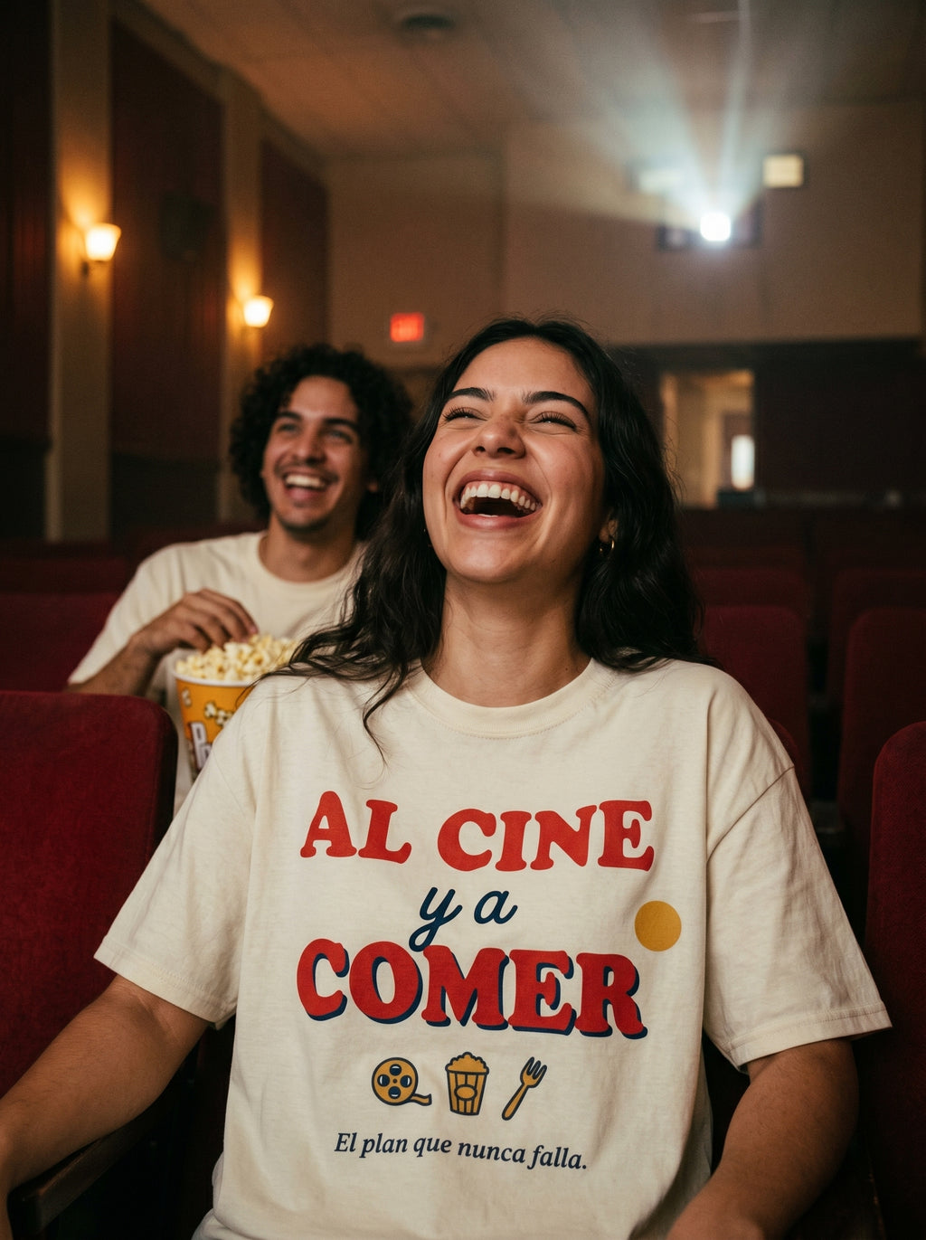 AL CINE Y A COMER — model