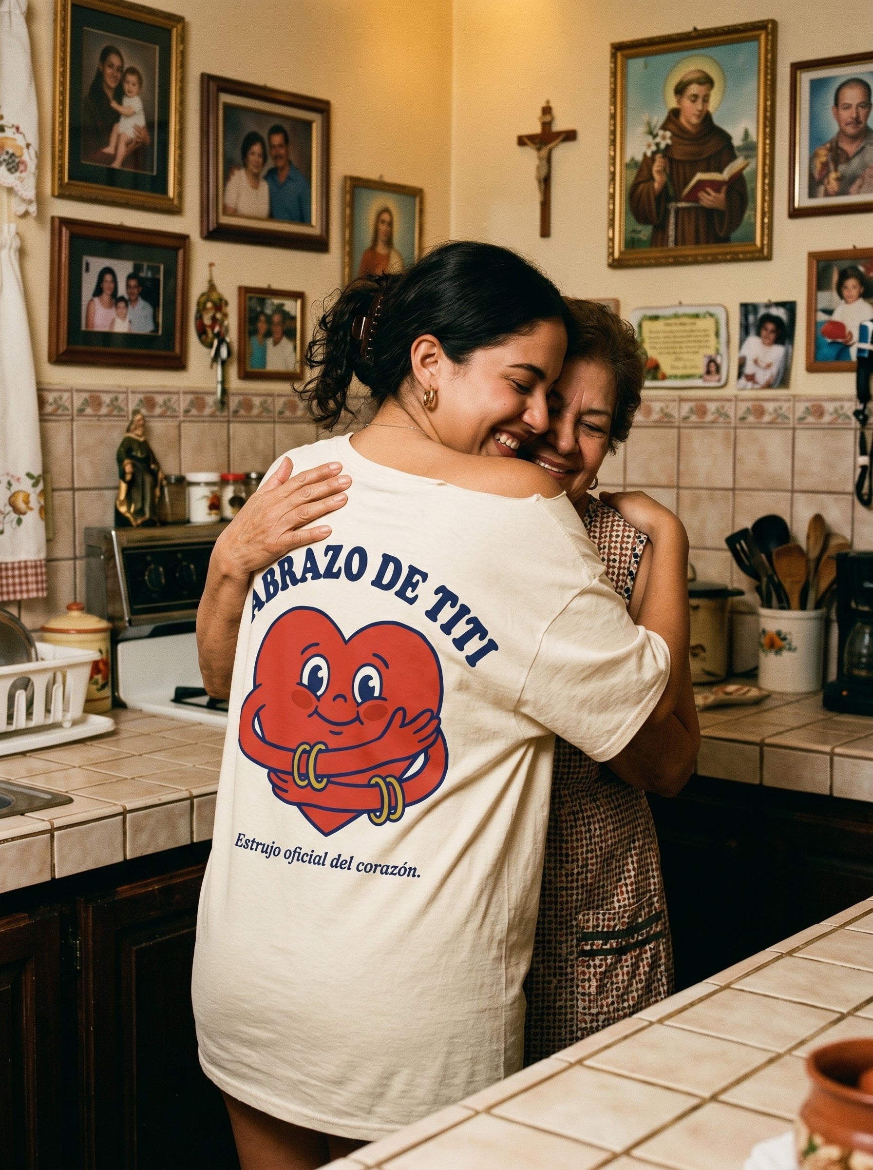 ABRAZO DE TITI — on model