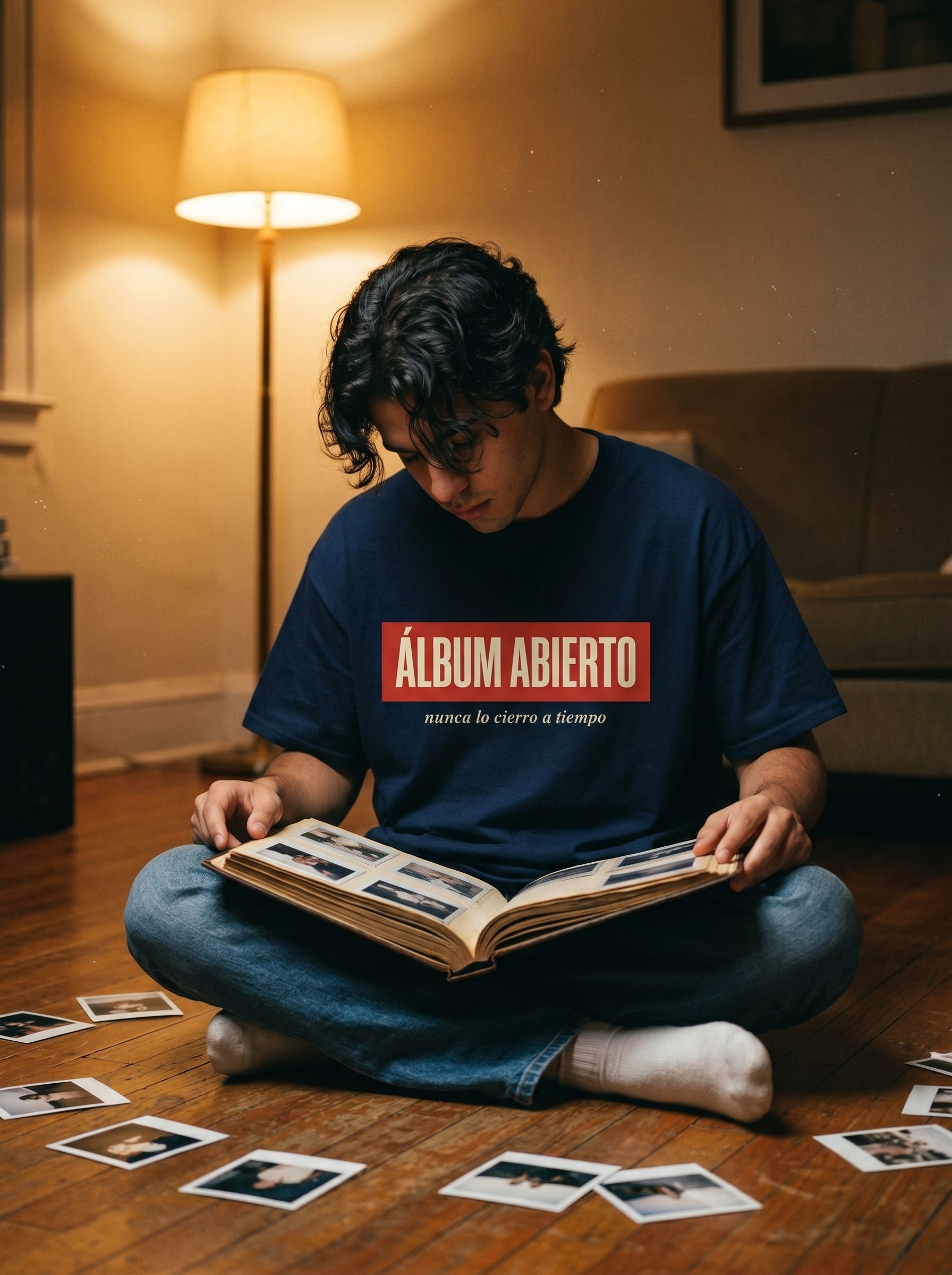 ÁLBUM ABIERTO — on model