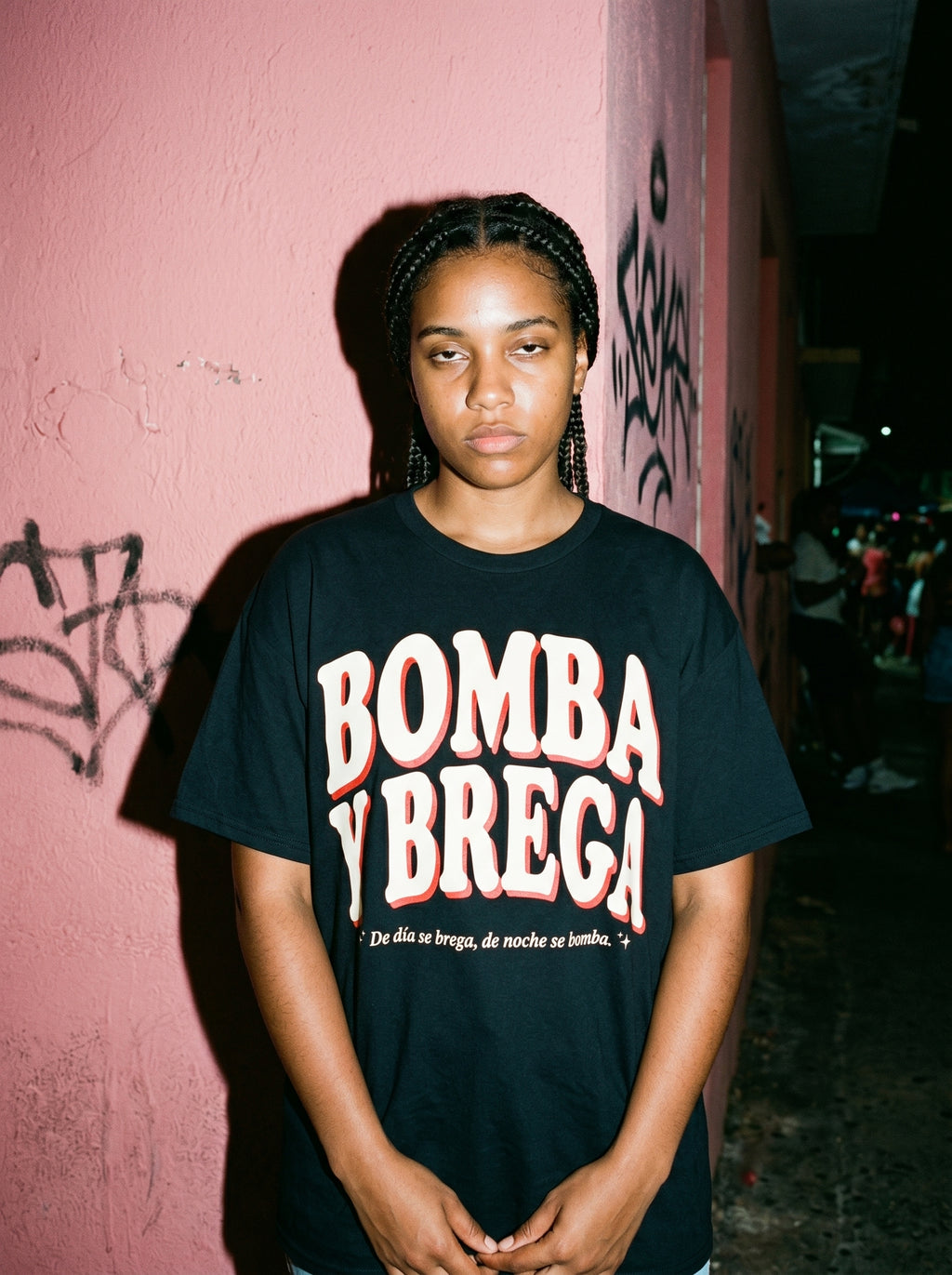 BOMBA Y BREGA — model mockup