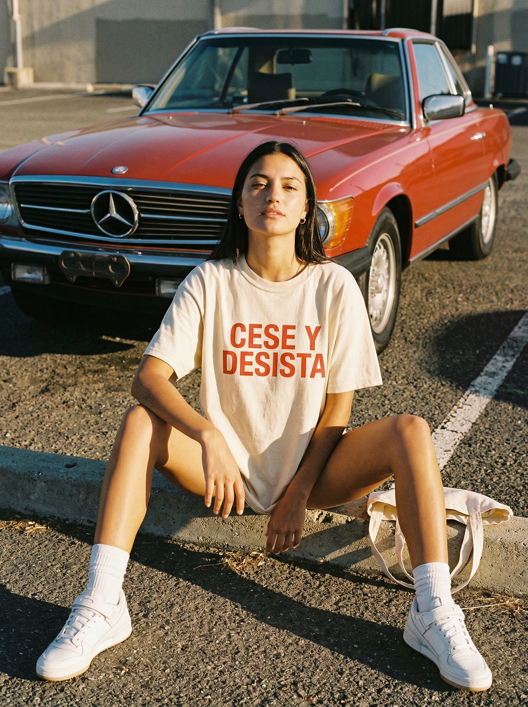 CESE Y DESISTA — cese-y-desista-lifestyle-b-seated-curb-laugh