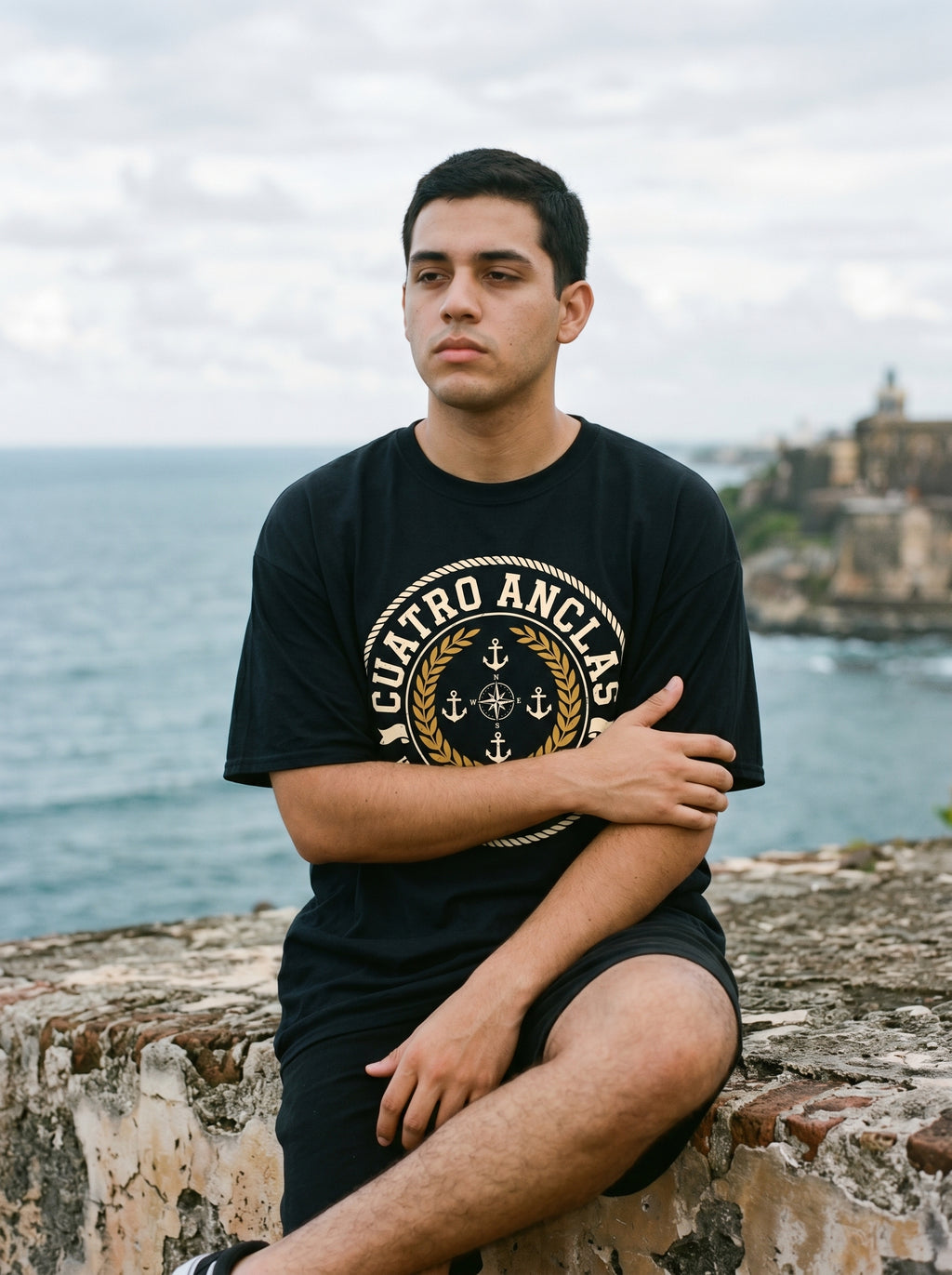 CUATRO ANCLAS — model