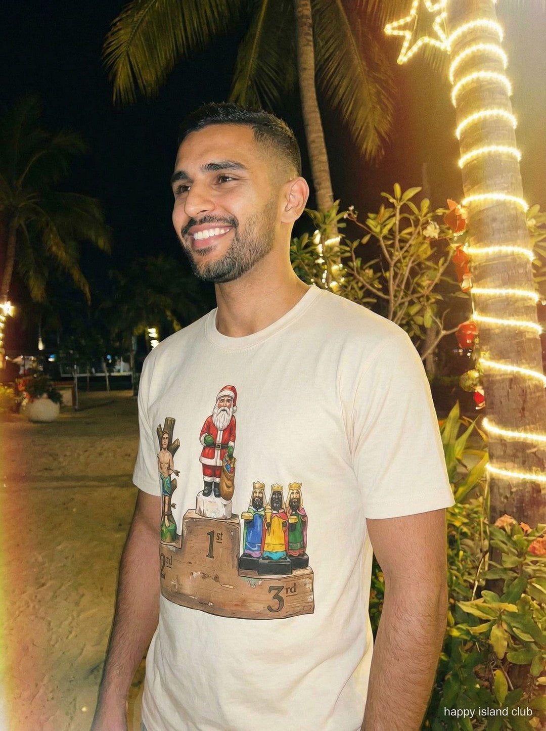 Holiday Spirit Placement - mockup_YzY4Y2M4NzItNDNlYS00MTcxLTlkODQtZmUyMTNlMzMyNzMw_carlos_three-quarter_20251123_135557.jpg