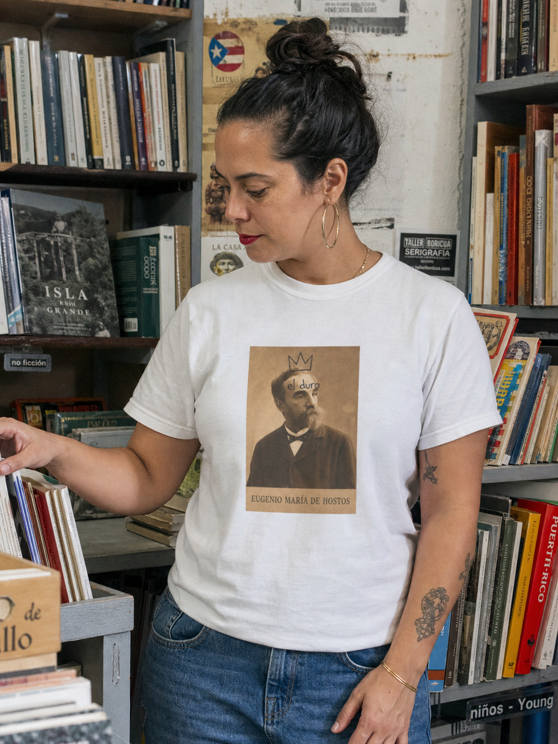 El Duro - Eugenio María de Hostos T-Shirt lifestyle photo