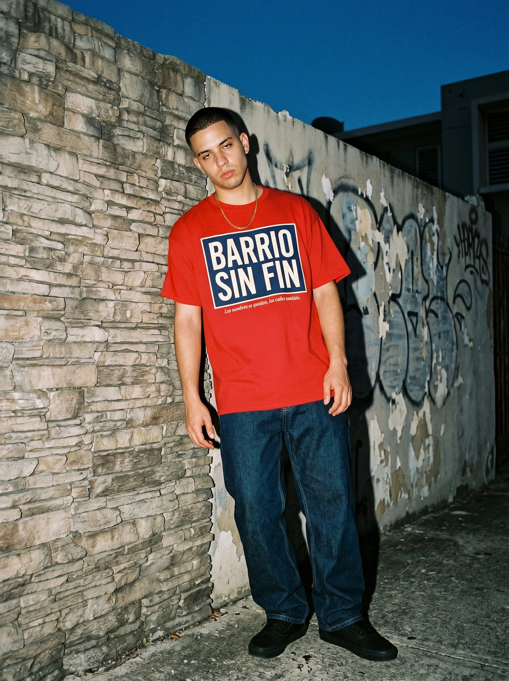 BARRIO SIN FIN — on model