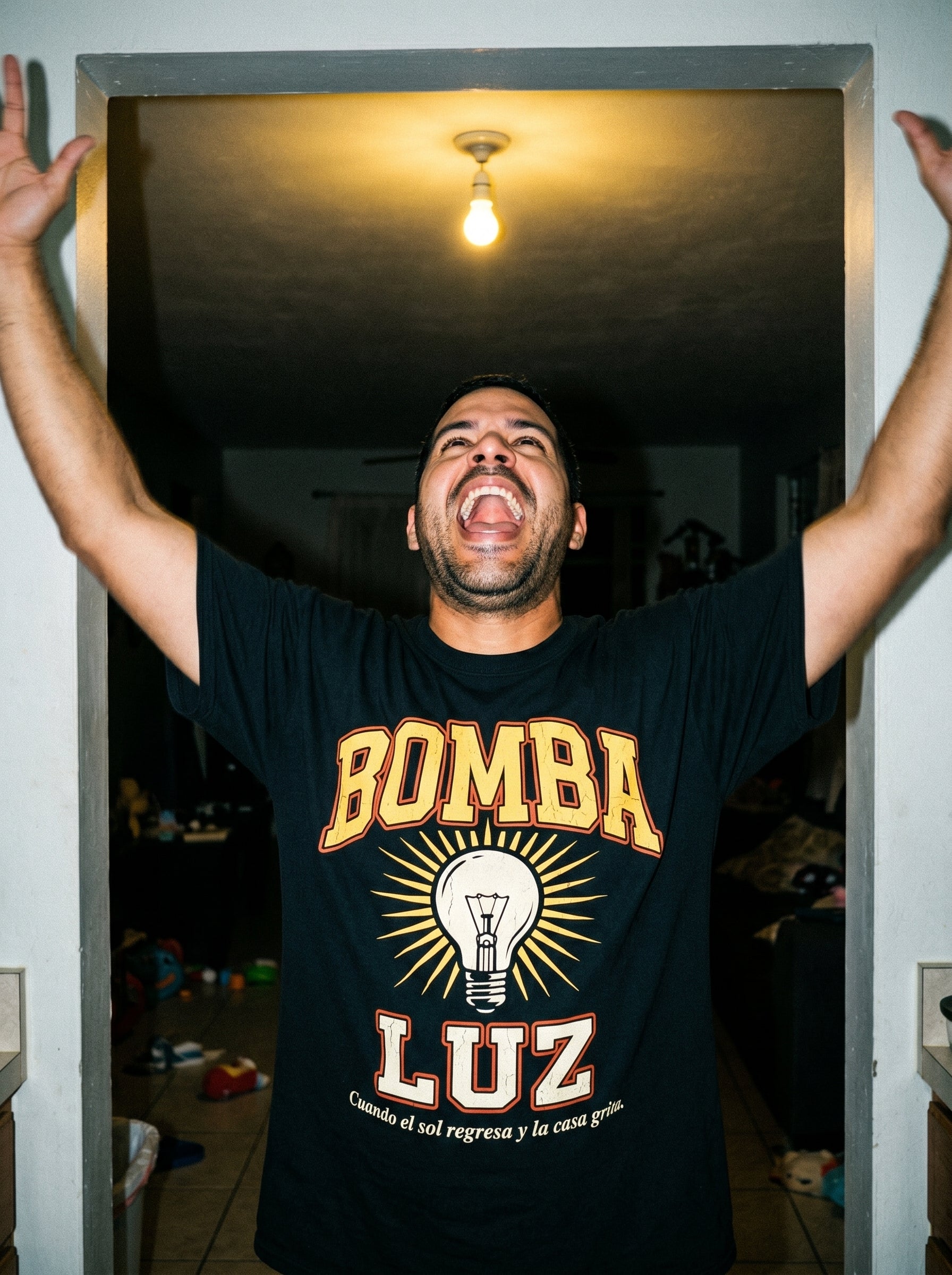 BOMBA DE LUZ — model