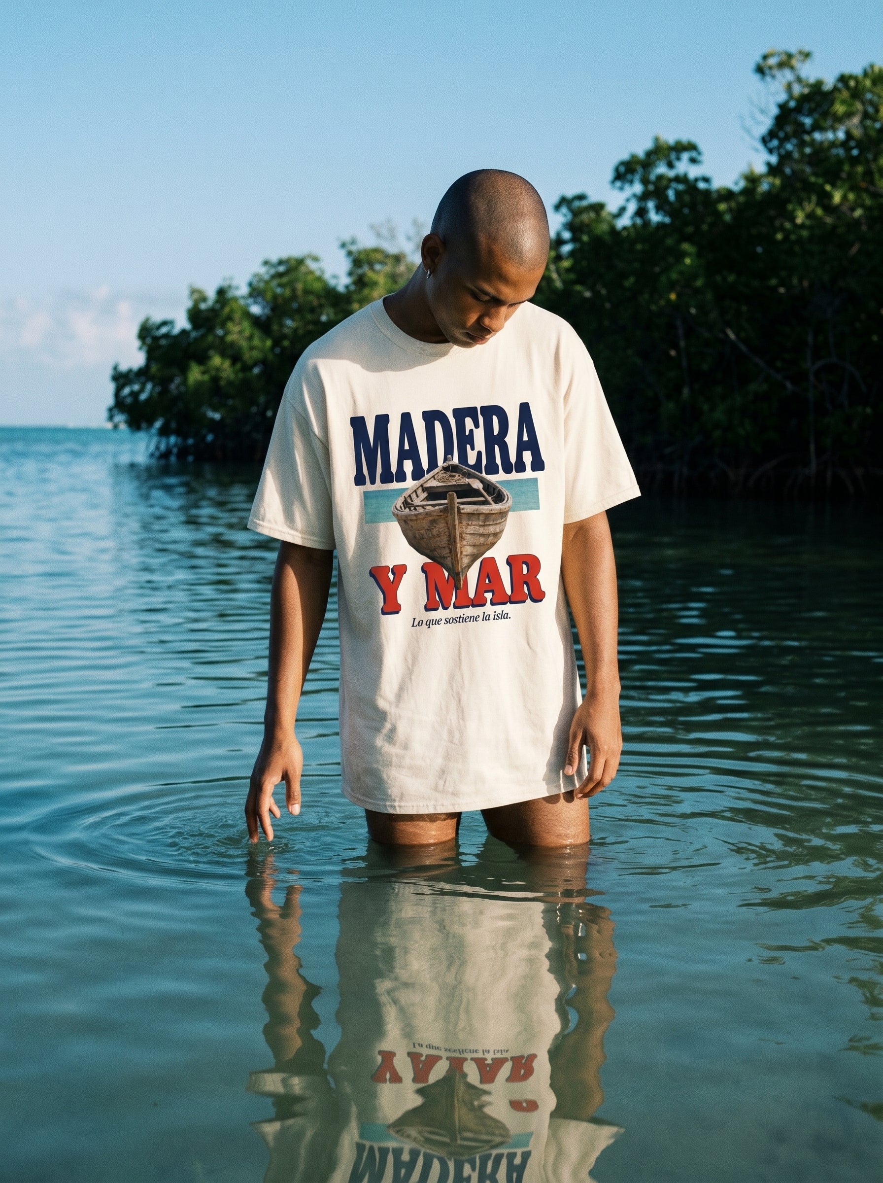 MADERA Y MAR — model