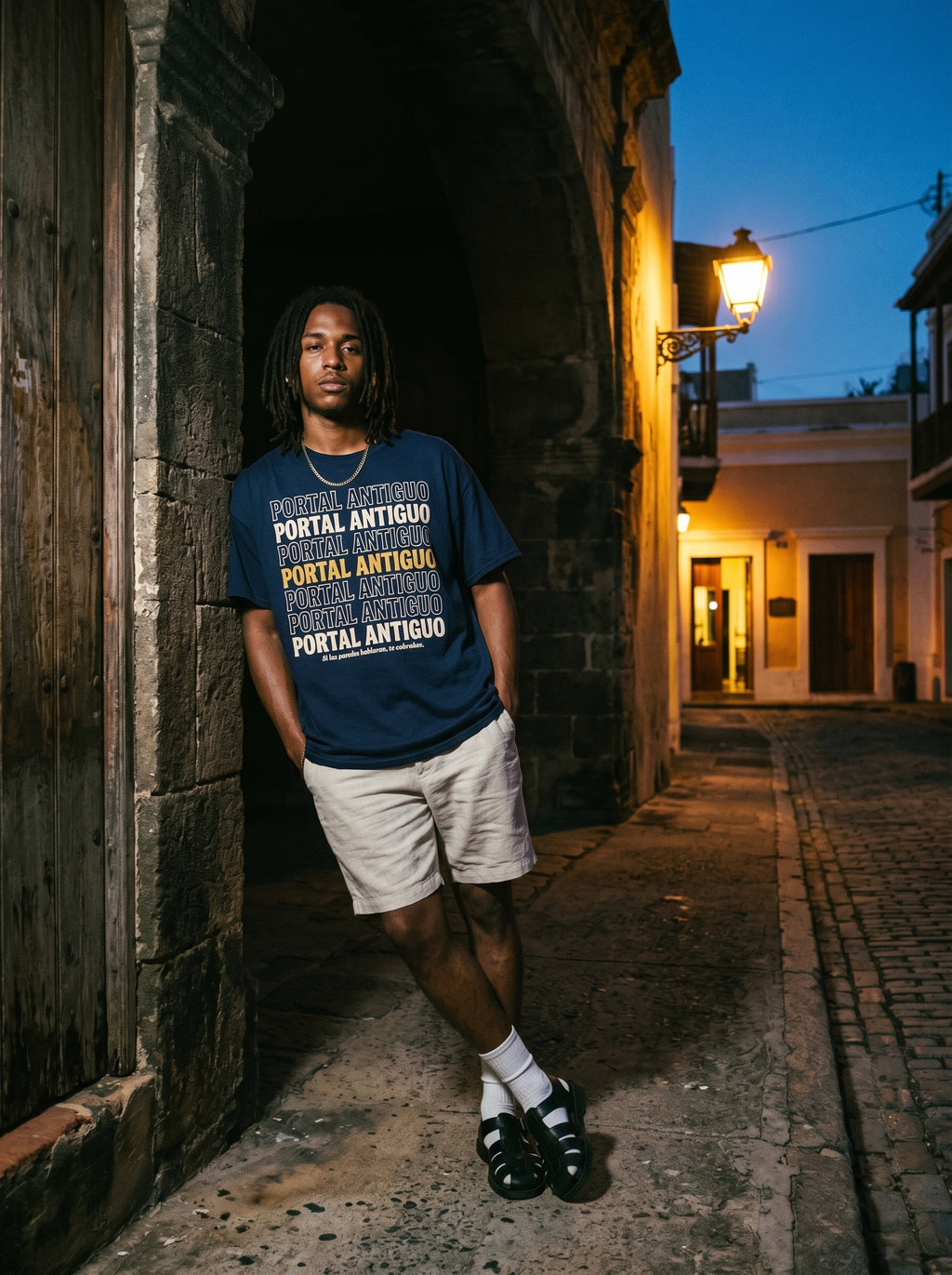 PORTAL ANTIGUO — on model