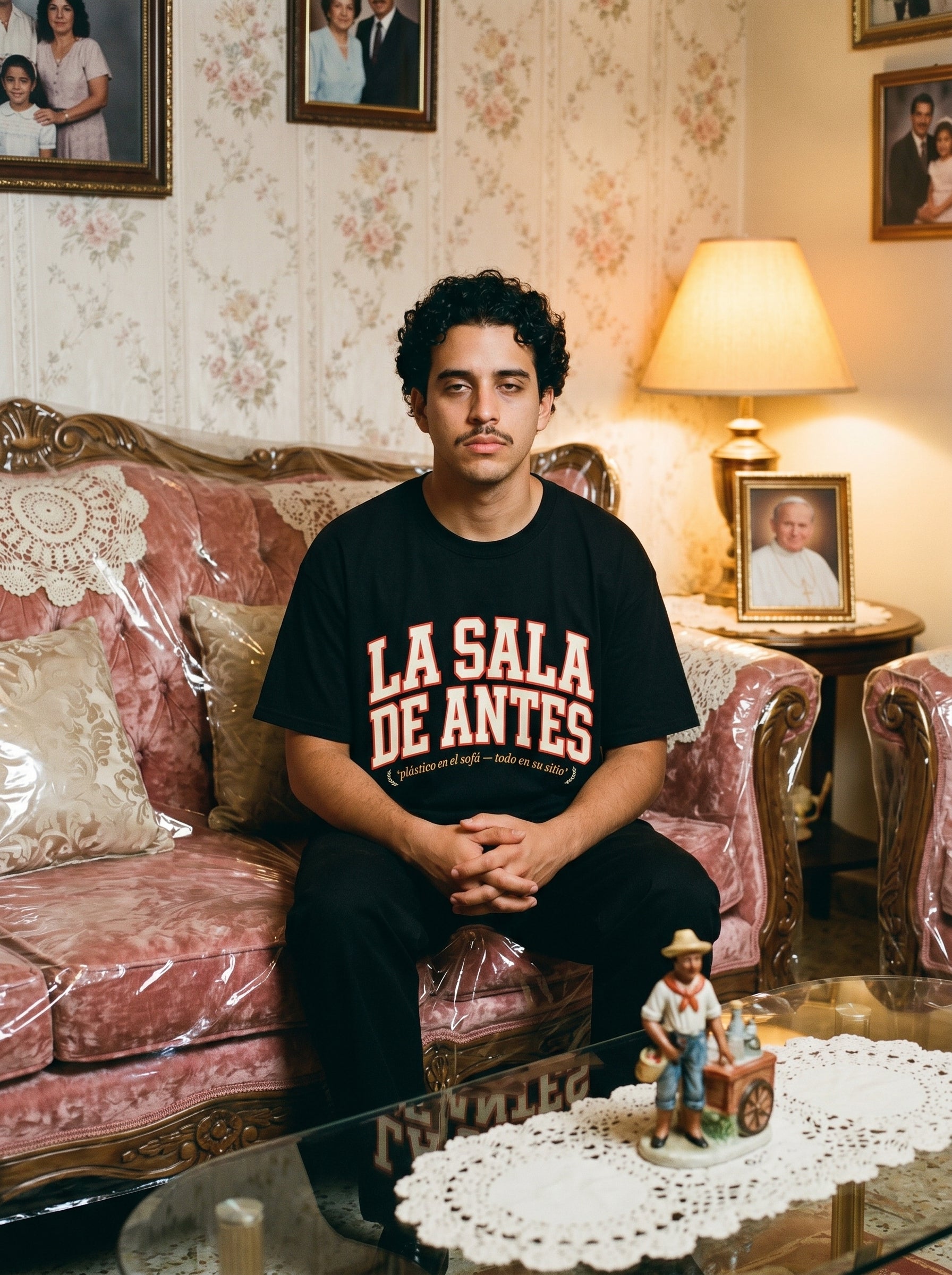 LA SALA DE ANTES — on model