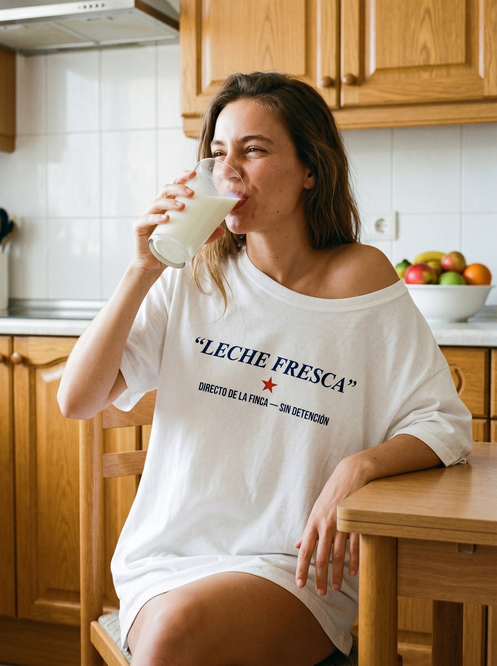 LECHE FRESCA — on model