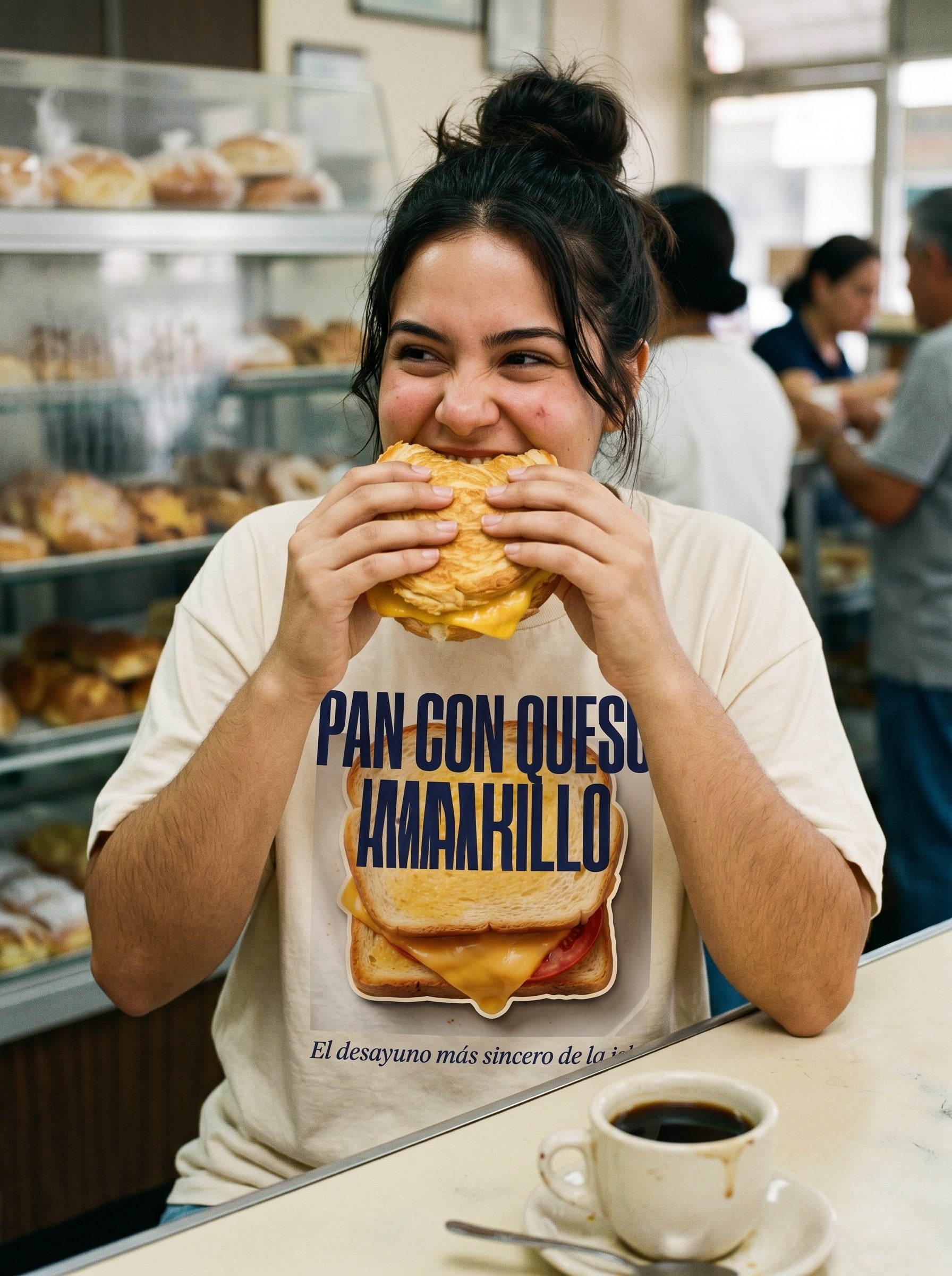 PAN CON QUESO AMARILLO