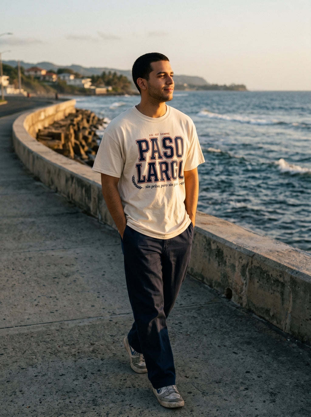 PASO LARGO — model