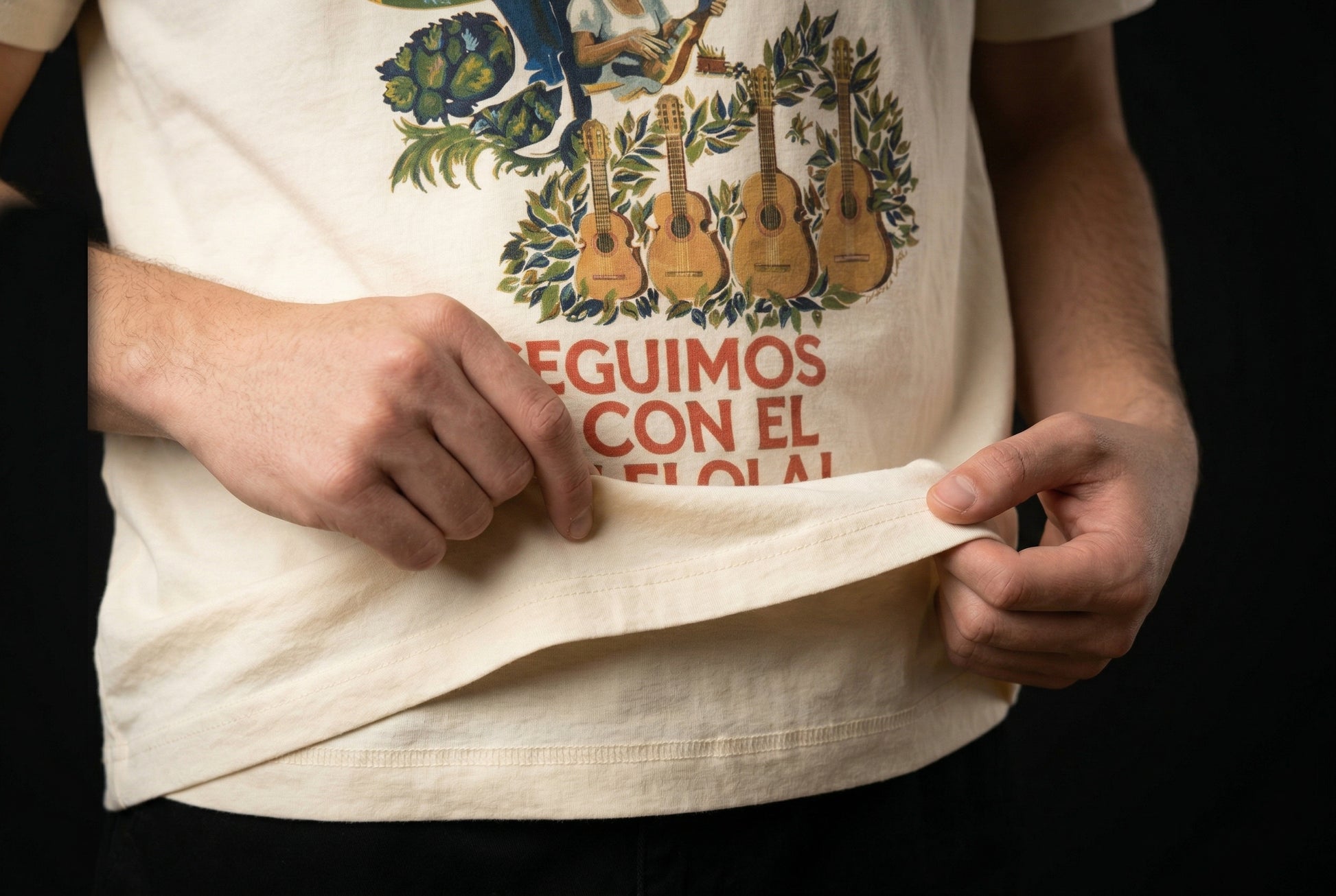 Seguimos con el Lelolai — seguimos-con-el-lelolai-studio-05-hem-hand