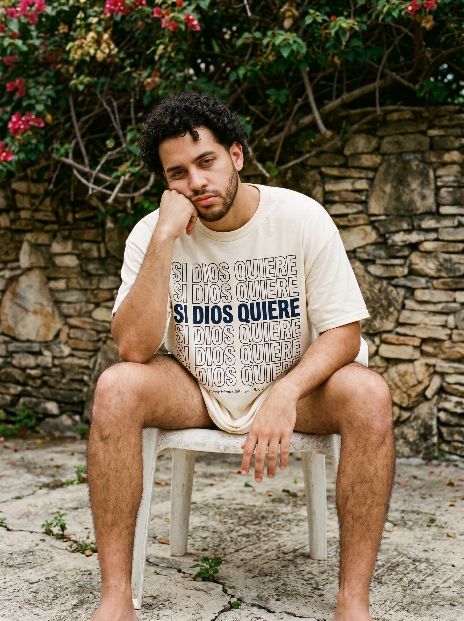 SI DIOS QUIERE — on model