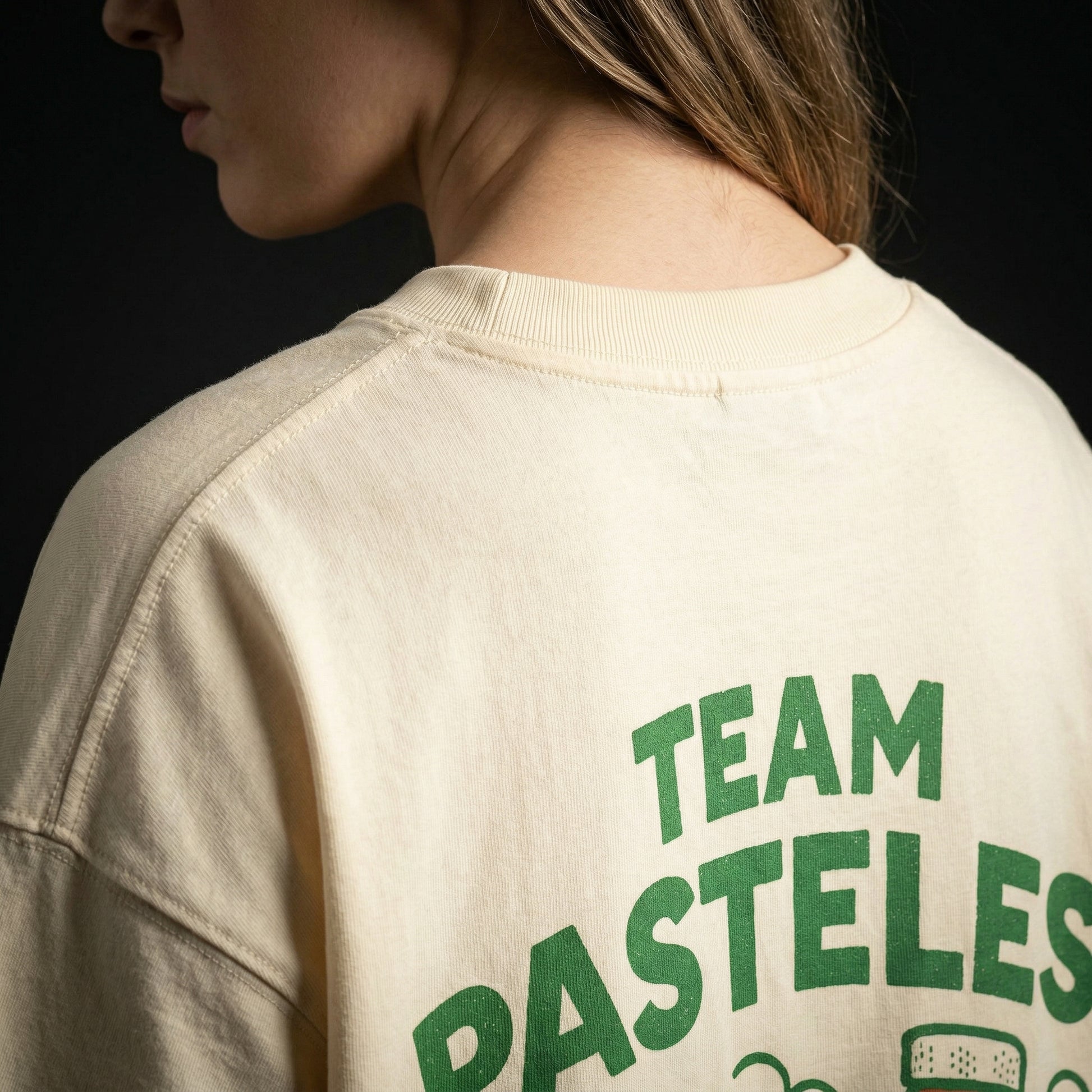 Team Pasteles Con Ketchup studio collar back detail