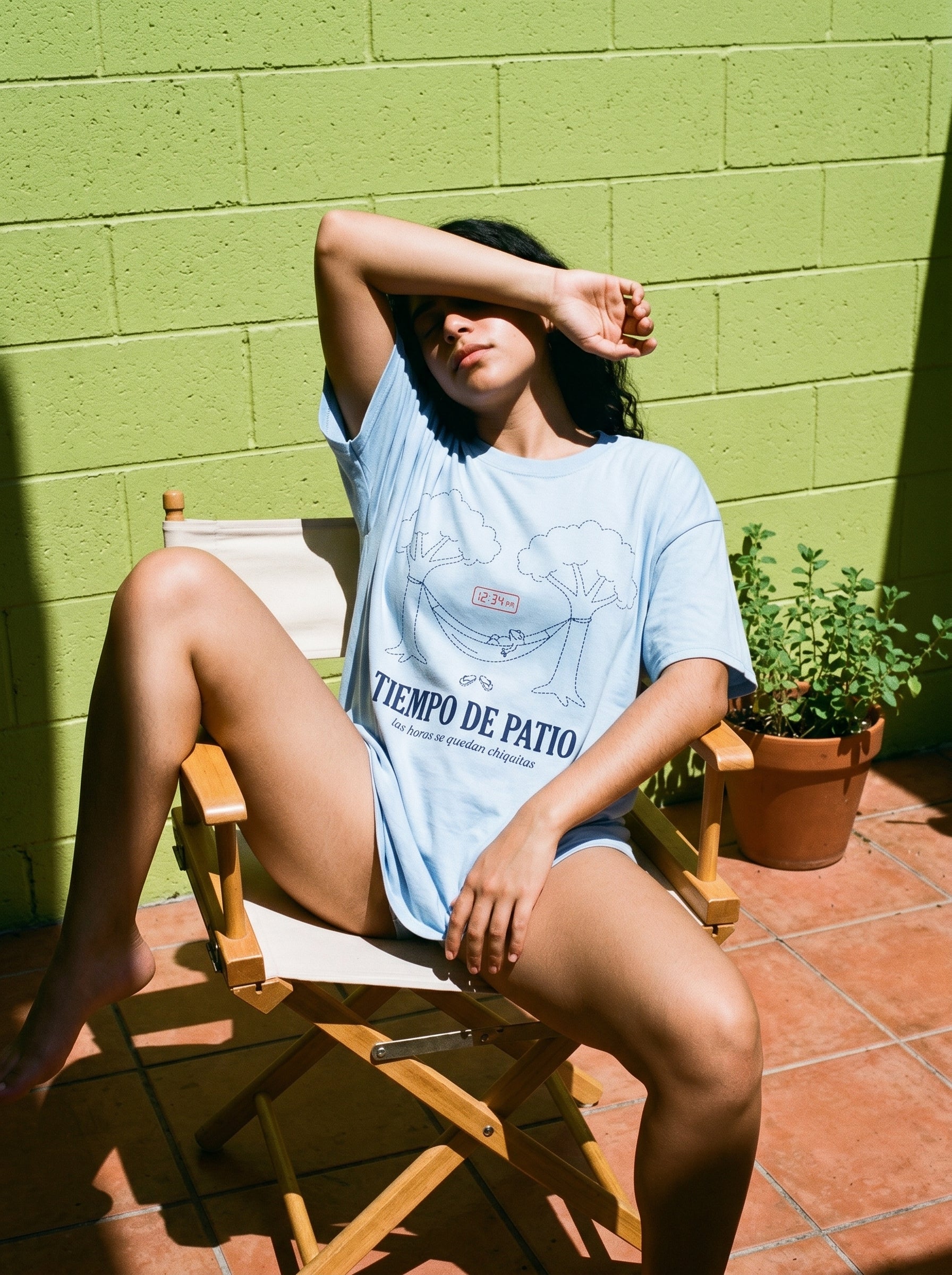 TIEMPO DE PATIO — model