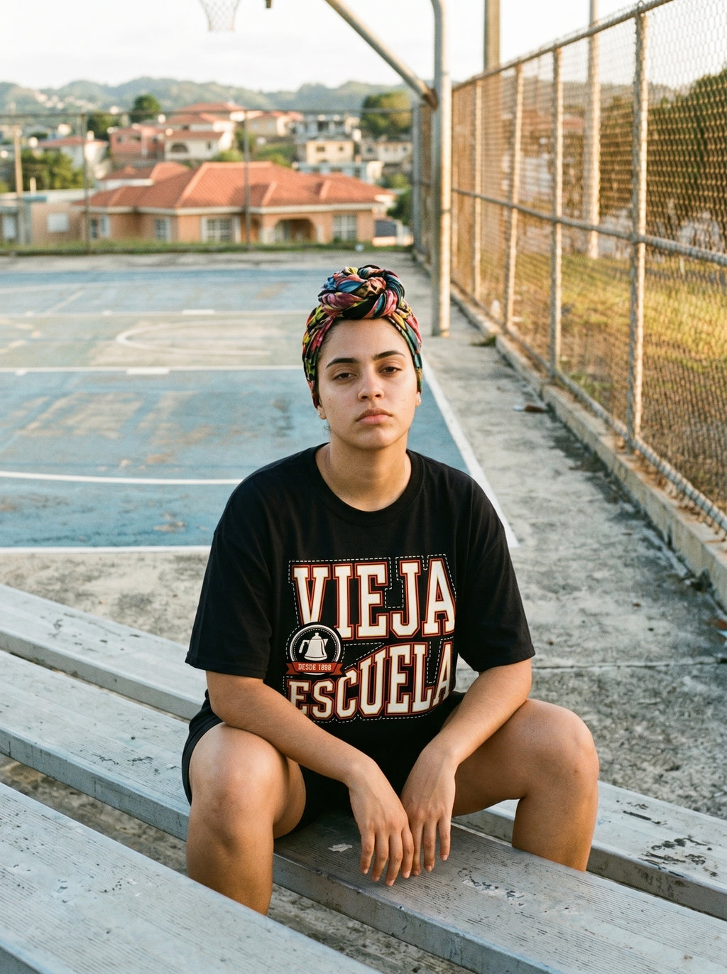 VIEJA ESCUELA — model