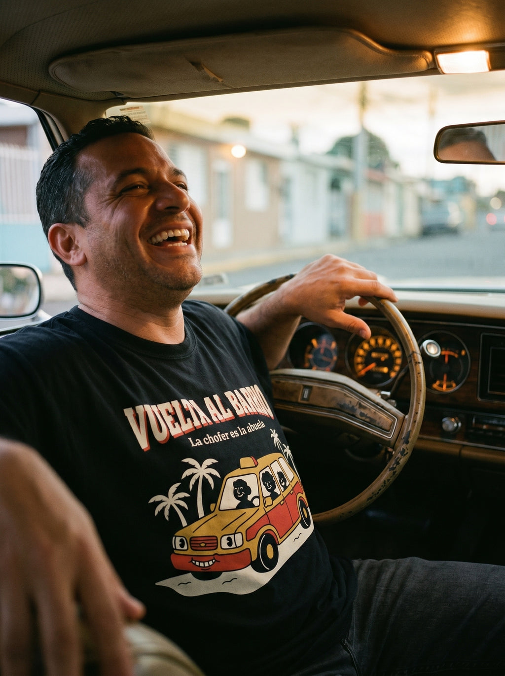 VUELTA AL BARRIO — model